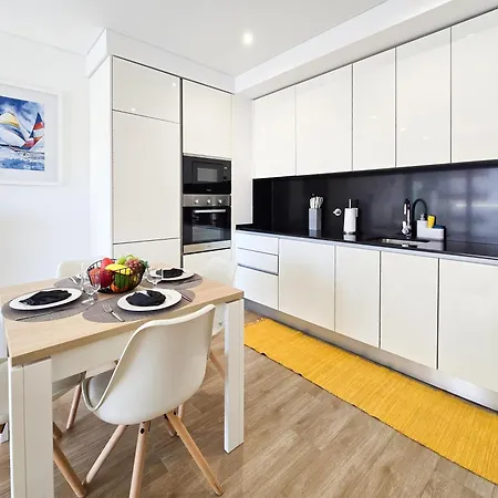 Апартаменти Rocha Honey Glow *