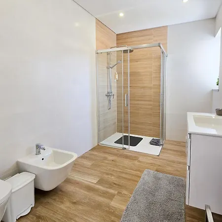 Rocha Honey Glow Апартаменти