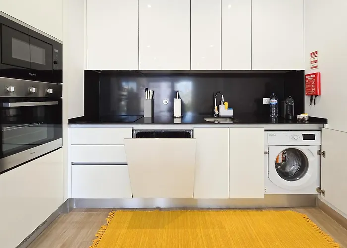 Rocha Honey Glow Portimao